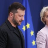 Des dirigeants européens, dont la présidente de la commission President Ursula von der Leyen, accompagneront le président ukrainien Volodymyr Zelensky lundi à Washington rencontrer Donald Trump. Dimanche, ils se sont rencontrés à Bruxelles. KEYSTONE/EPA/OLIVIER HOSLET